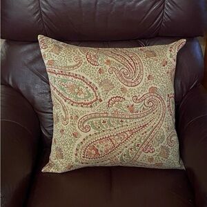 Pottery Barn Pillow Covers Paisley Floral Cotton Red Green Tan Zippered Pair